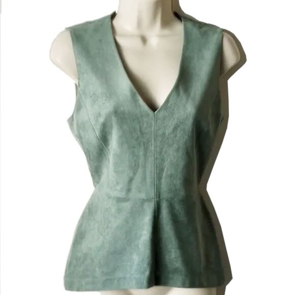 NWOT BCBGMaxAzria Cladiana Faux Suede Peplum Top XXS Sleeveless Lined - Picture 2 of 9